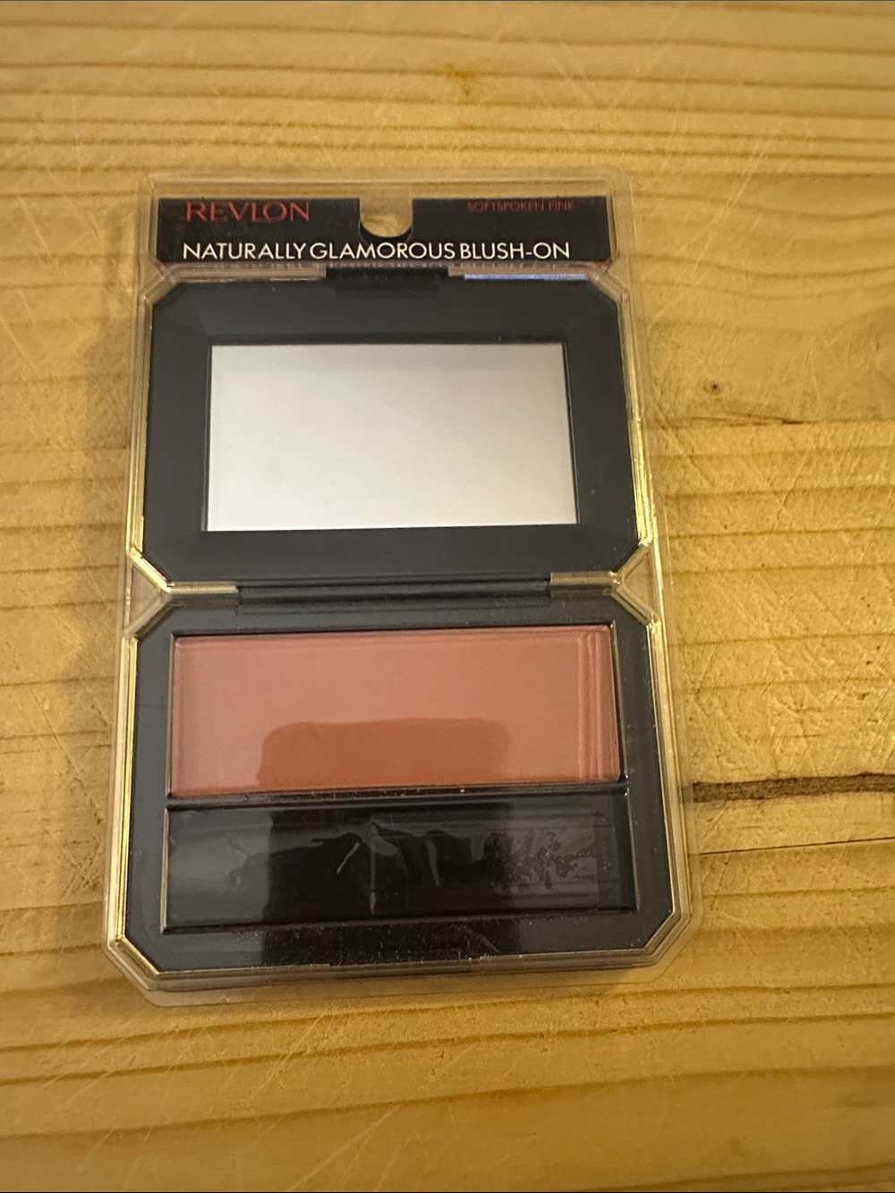 Revlon Naturally Glamorous Blush-On in Peachy Pink